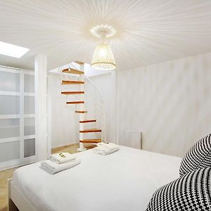 Modern Apt-1Br-4P-Atelier Des Lumieres Museum